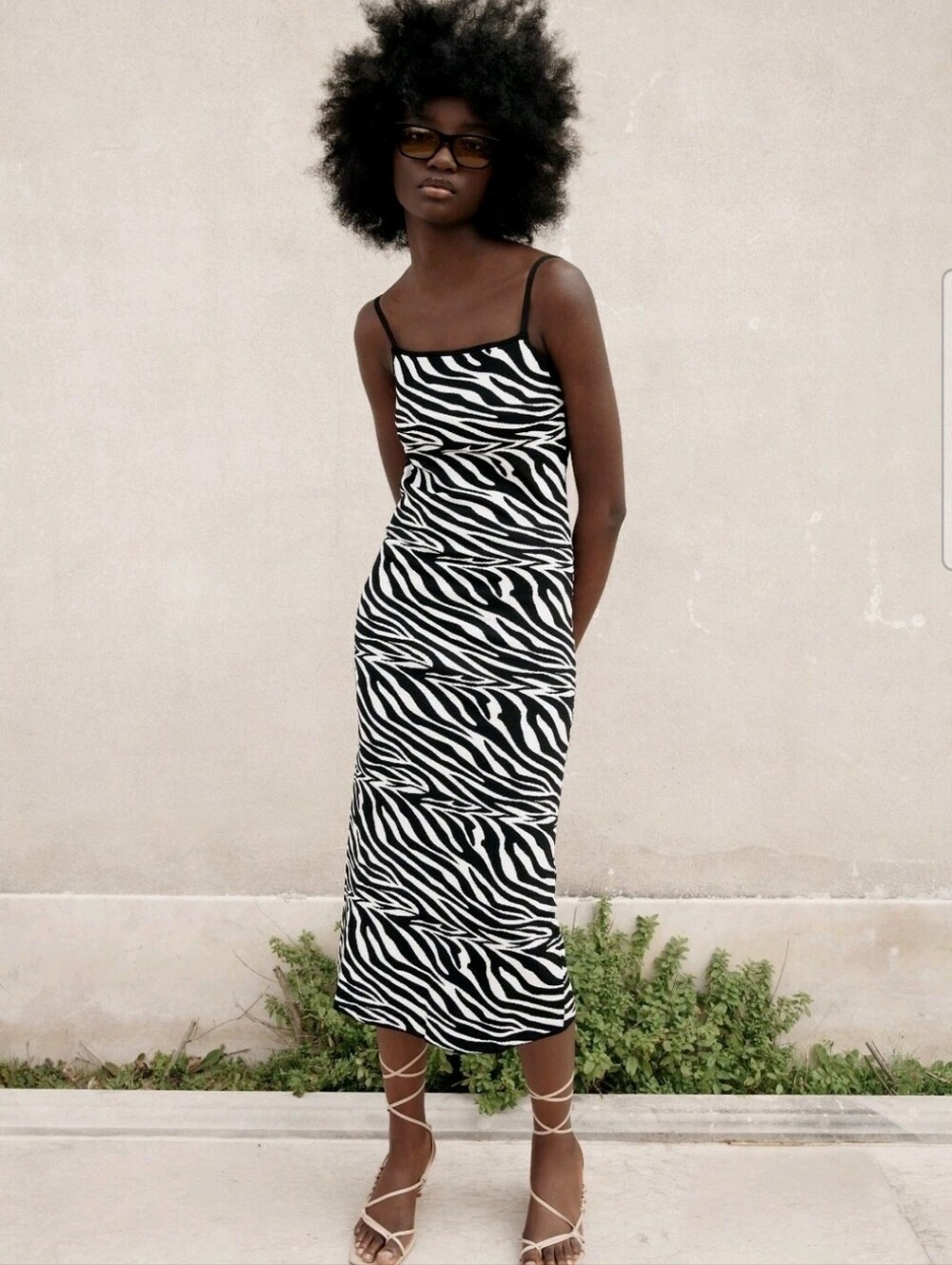Zara Jacquard Knit Zebra Open Back Strappy Stretch Compression Midi Dress M